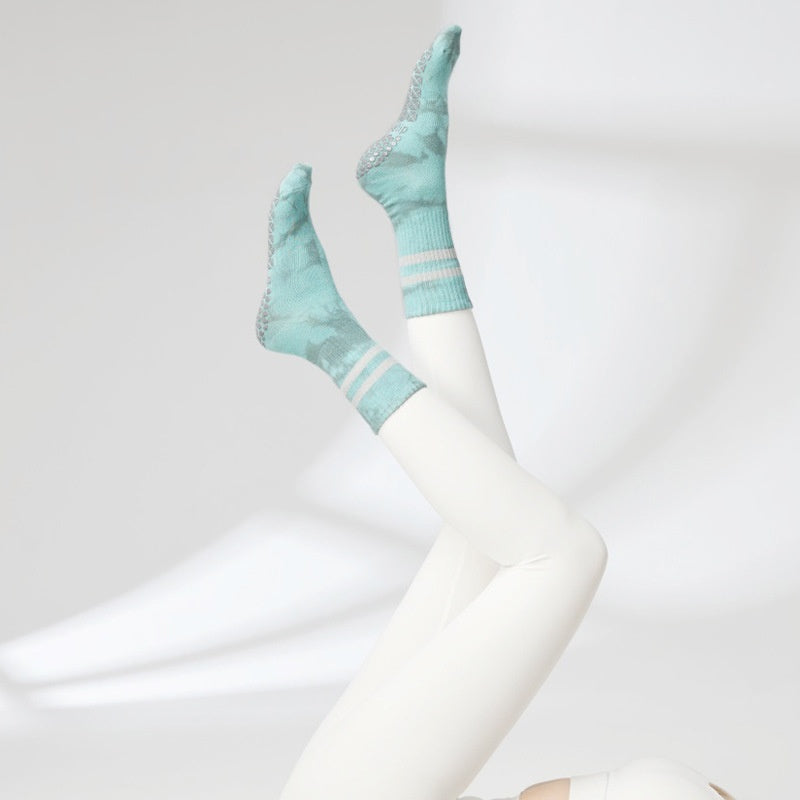 Non-Slip Striped Gradient Pilates Socks